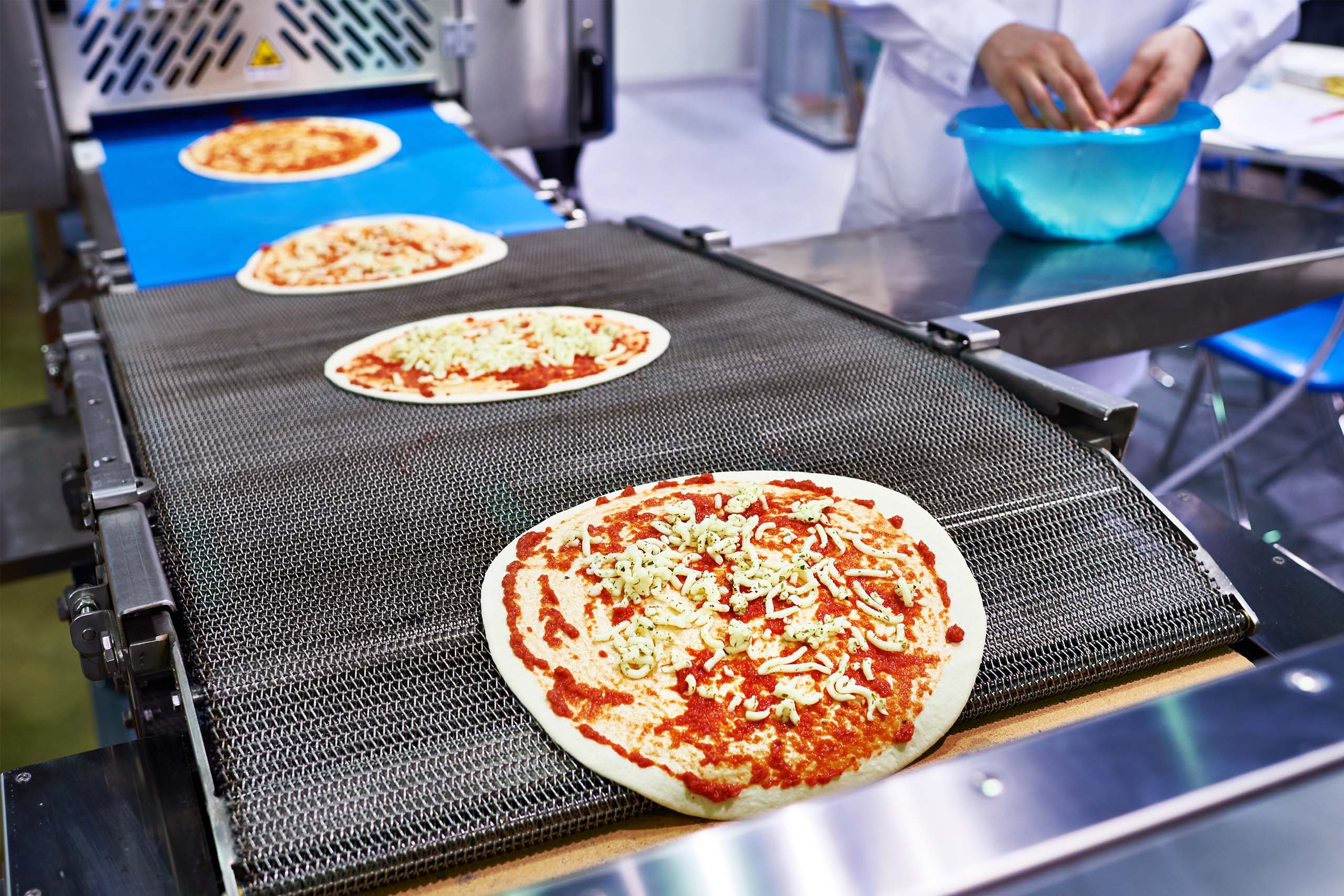 Freezing of pizza spiral freezer
